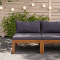 Modulares Mittelsofa mit Dunkelgrauen Kissen Massivholz Akazie