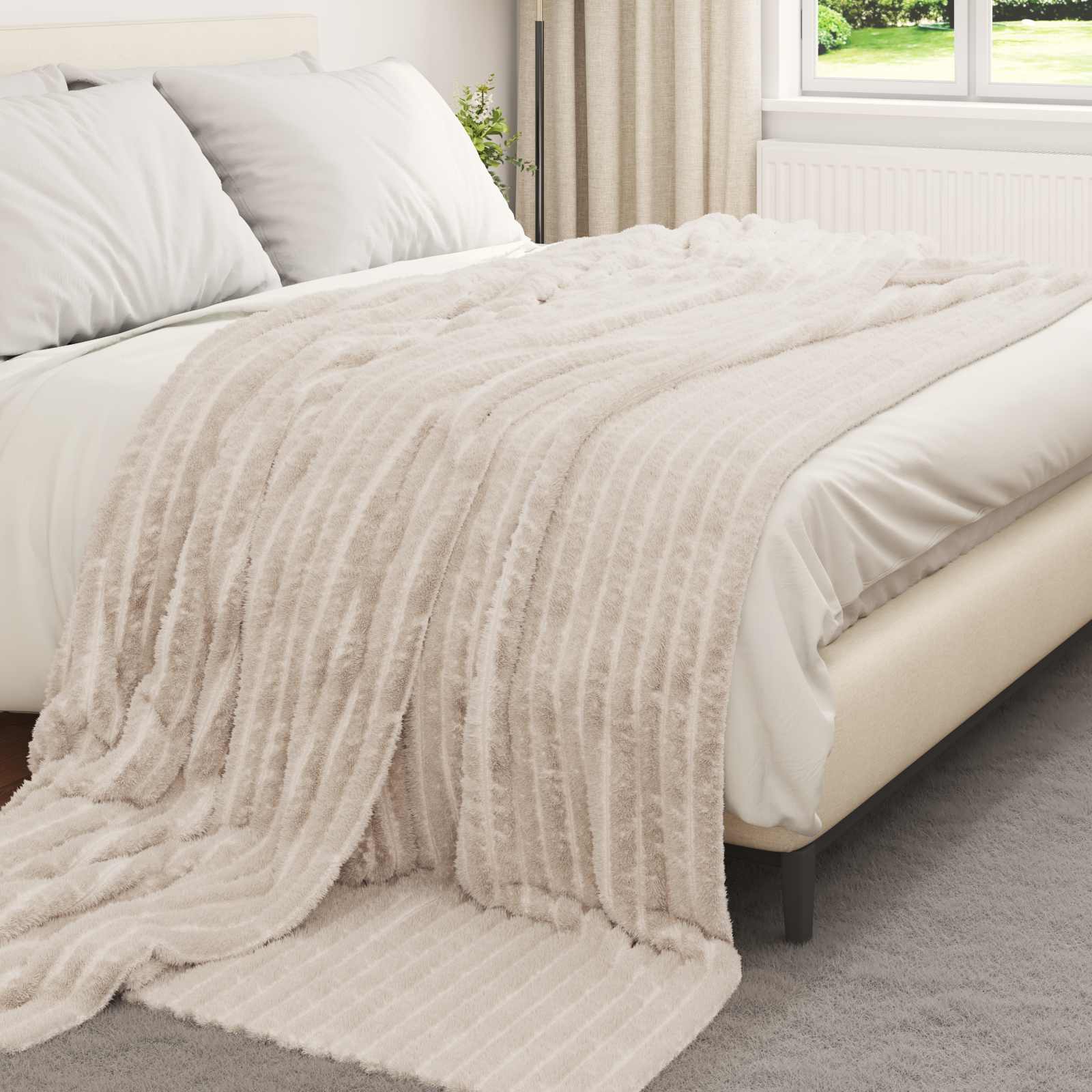 Überwurfdecke Beige 240 x 220 cm Fleece