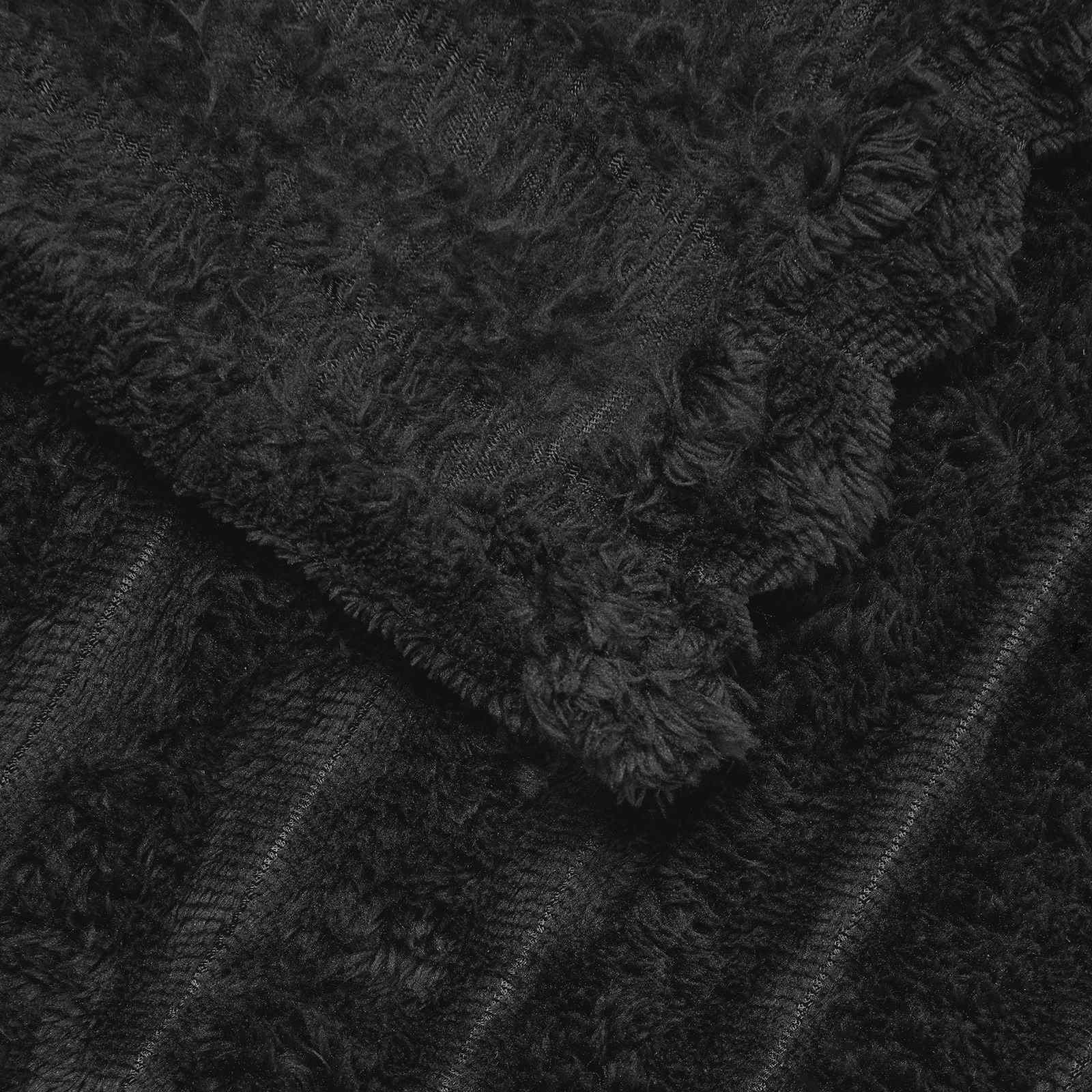 Überwurfdecke Schwarz 270 x 240 cm Fleece