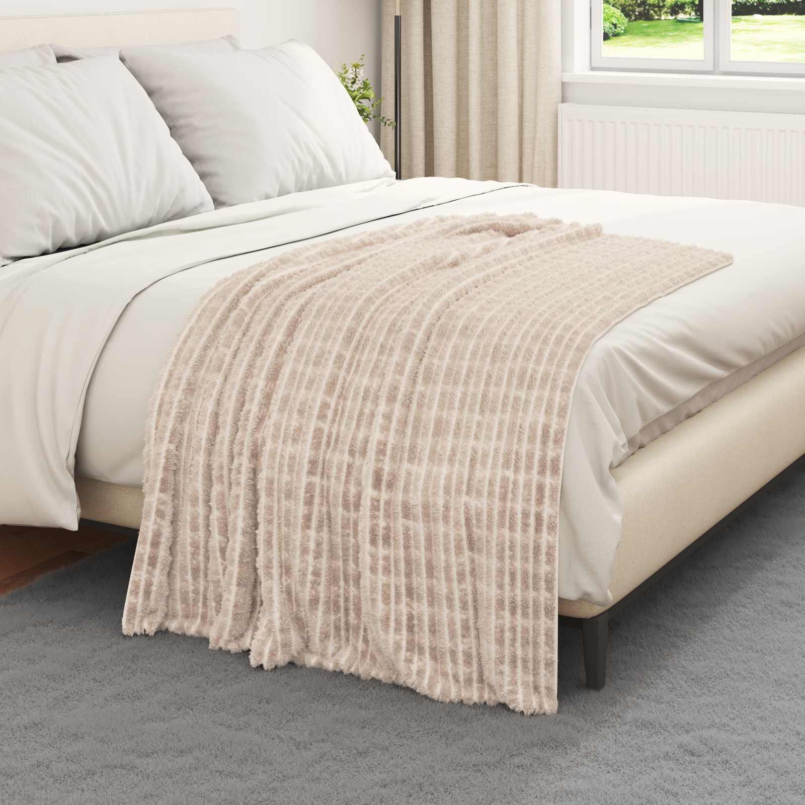 Überwurfdecke Beige 150 x 130 cm Fleece