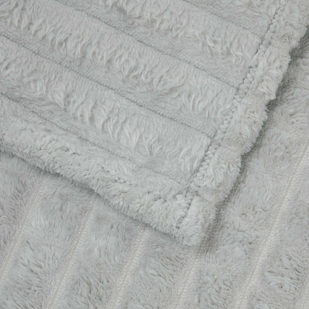 Überwurfdecke Grau 240 x 220 cm Fleece