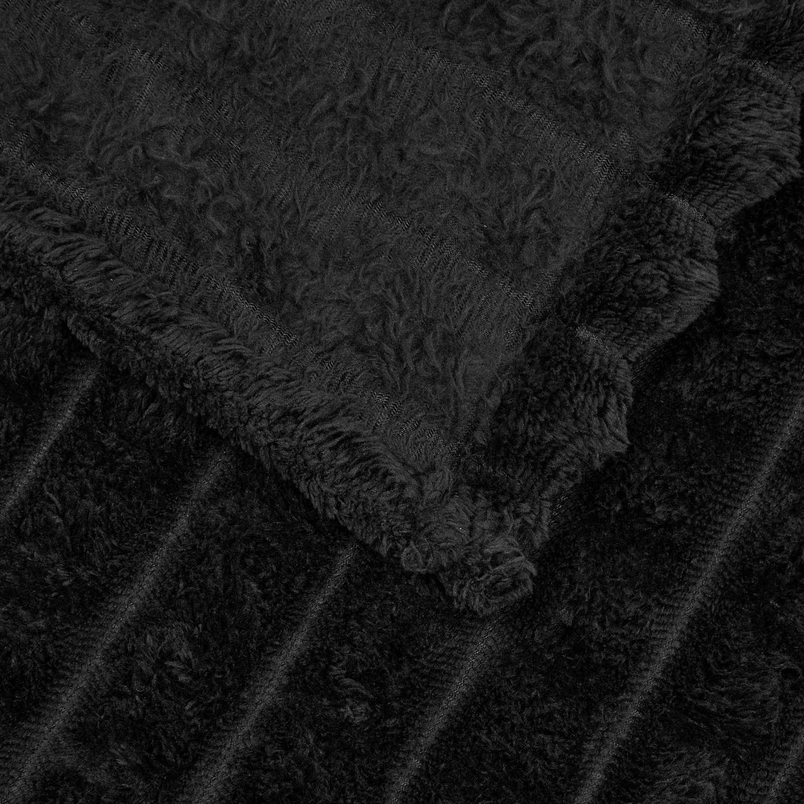 Wohndecken 6 pcs Schwarz 270 x 240 cm Fleece