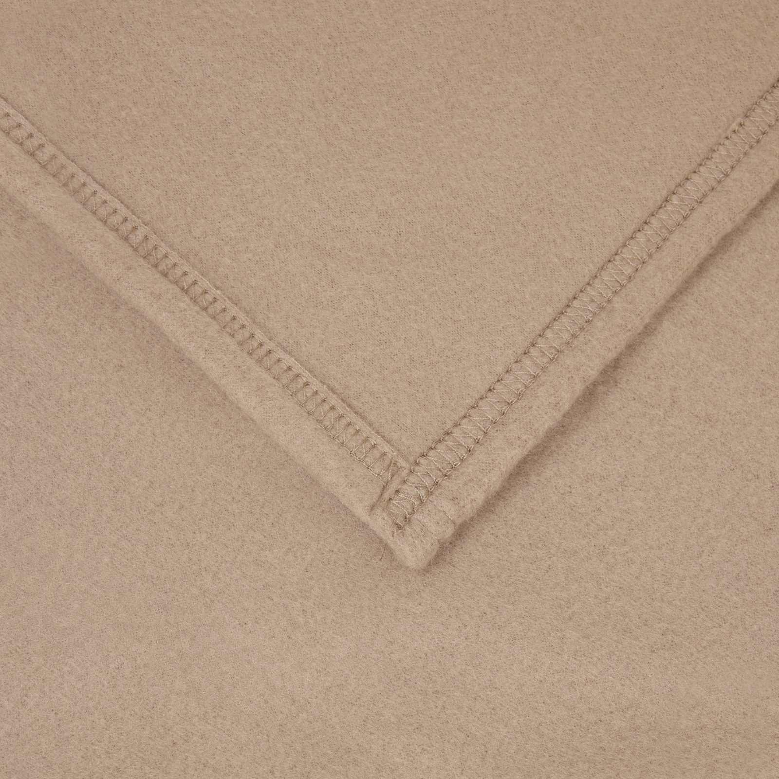 Überwurfdecke Kamel 210 x 140 cm Fleece
