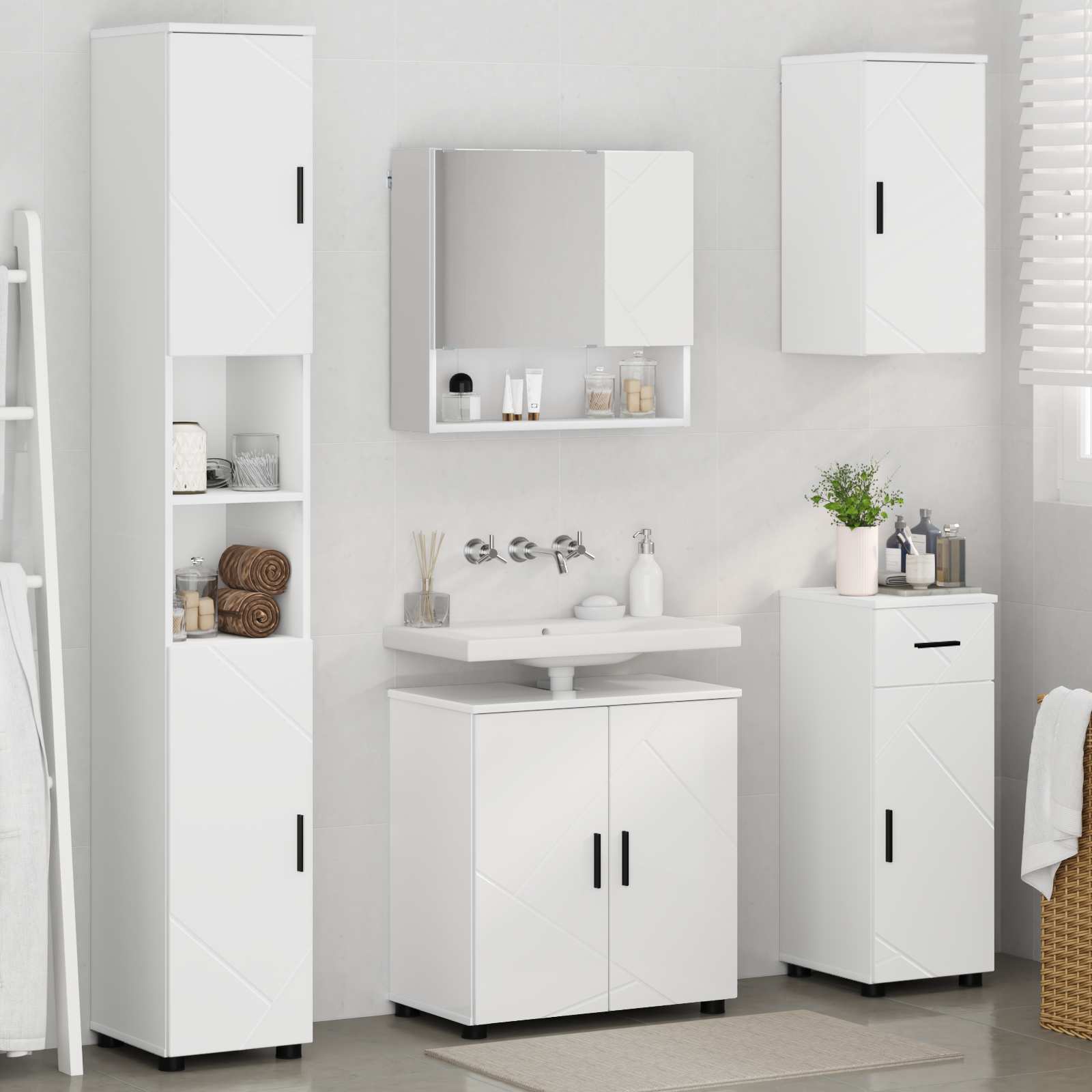 Badezimmermöbel-Set mit Tür 5 pcs Weiß Holzwerkstoff & Metall