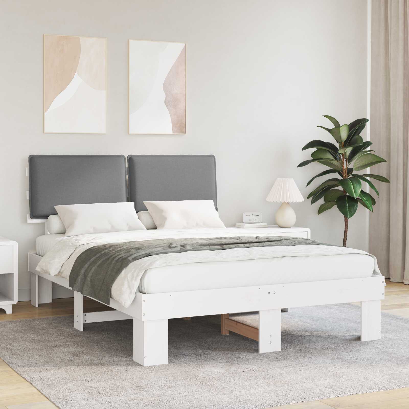 Bettgestell mit gepolstertem Kopfteil Hellgrau 135 x 190 cm