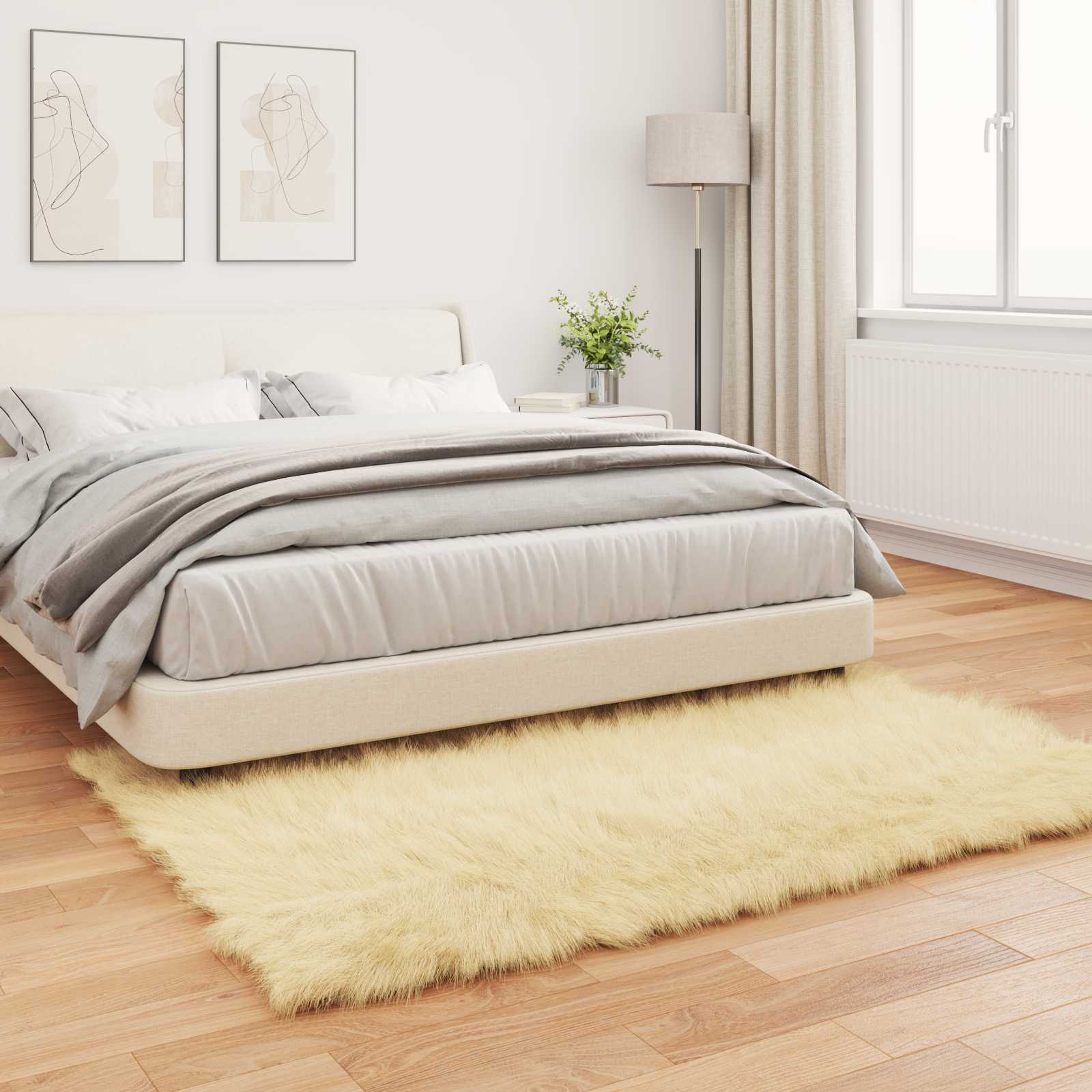 Teppich aus Kunstschaffell TAFALLA Creme 120 x 170 cm Polyester
