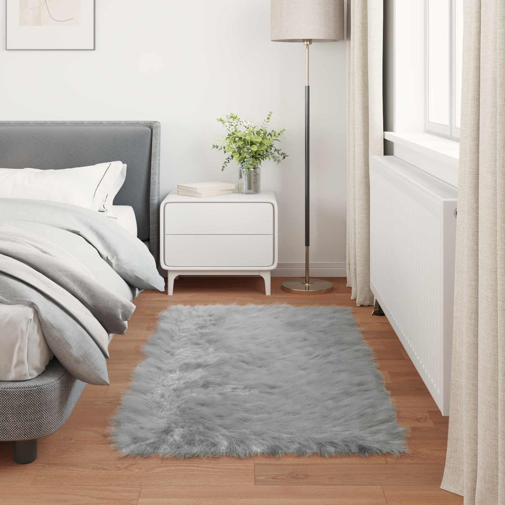 Teppich aus Kunstschaffell TAFALLA Grau 80 x 150 cm Polyester