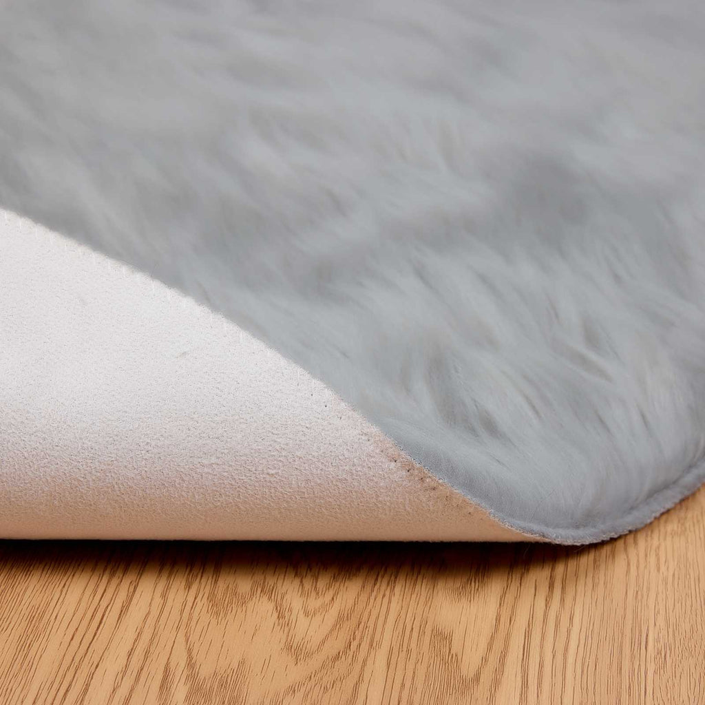 Teppich aus Kunstschaffell TAFALLA Grau Ø 120 cm Polyester