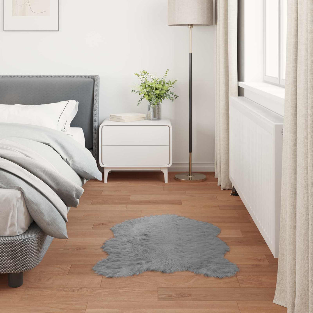 Teppich aus Kunstschaffell TAFALLA Grau 80 x 120 cm Polyester