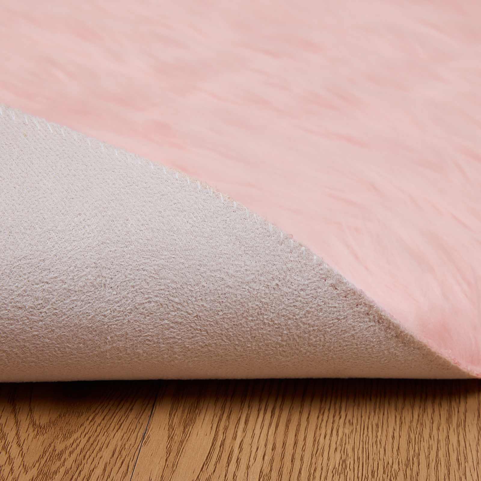 Teppich aus Kunstschaffell TAFALLA Rosa Ø 100 cm Polyester