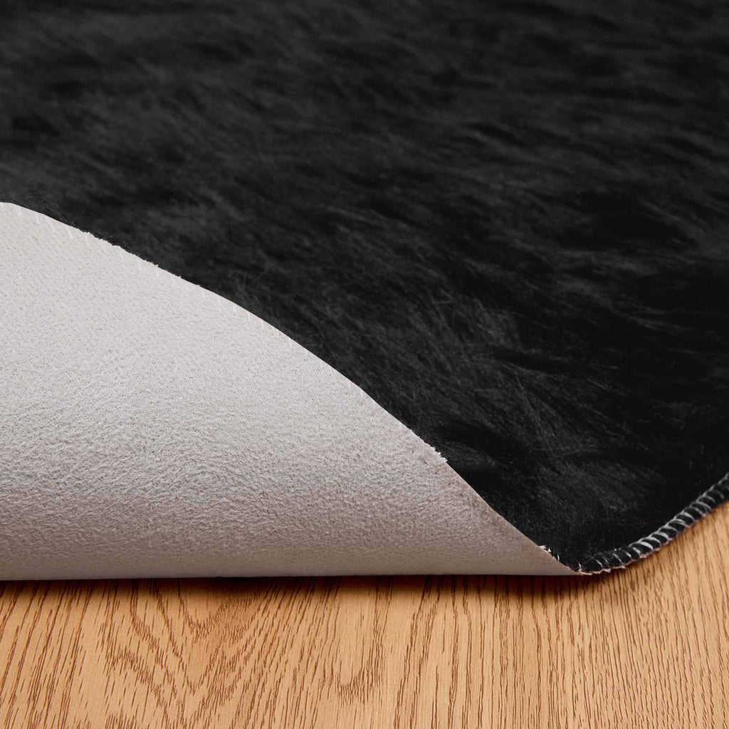 Teppich aus Kunstschaffell TAFALLA Schwarz Ø 200 cm Polyester