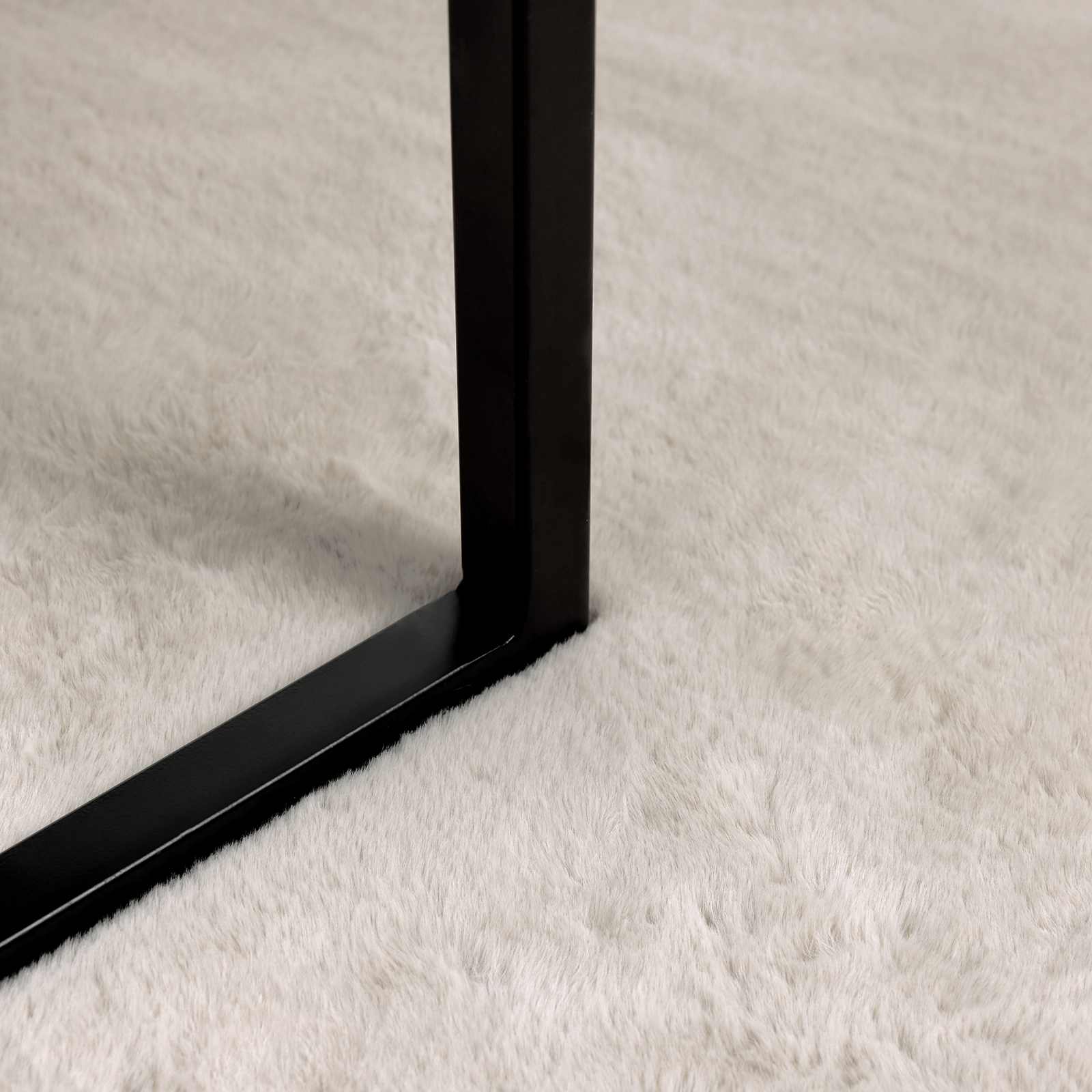 Rutschfester Teppich aus Kunstkaninchenfell OLITE Beige Ø 80 cm