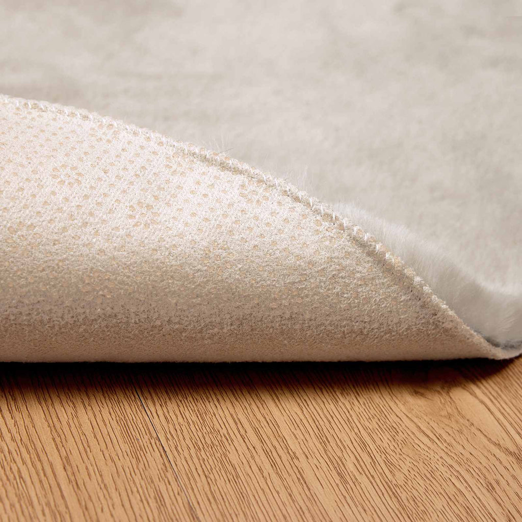 Rutschfester Teppich aus Kunstkaninchenfell OLITE Beige Ø 80 cm