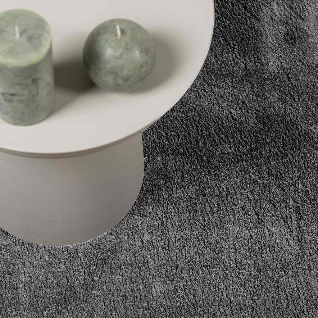 Mittlerer Flor weicher und waschbarer Teppich HUARTE Anthrazit