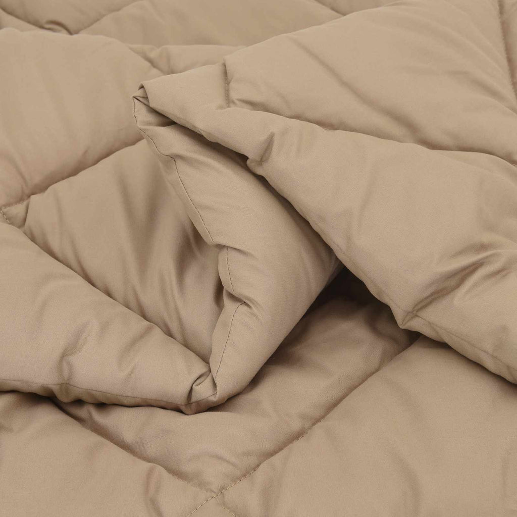 Winterbettdecke Taupe 155 x 220 cm Mikrofaser