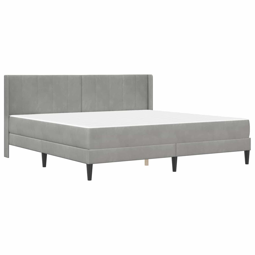 Bettgestell mit Matratze Hellgrau 200 x 200 cm Samt