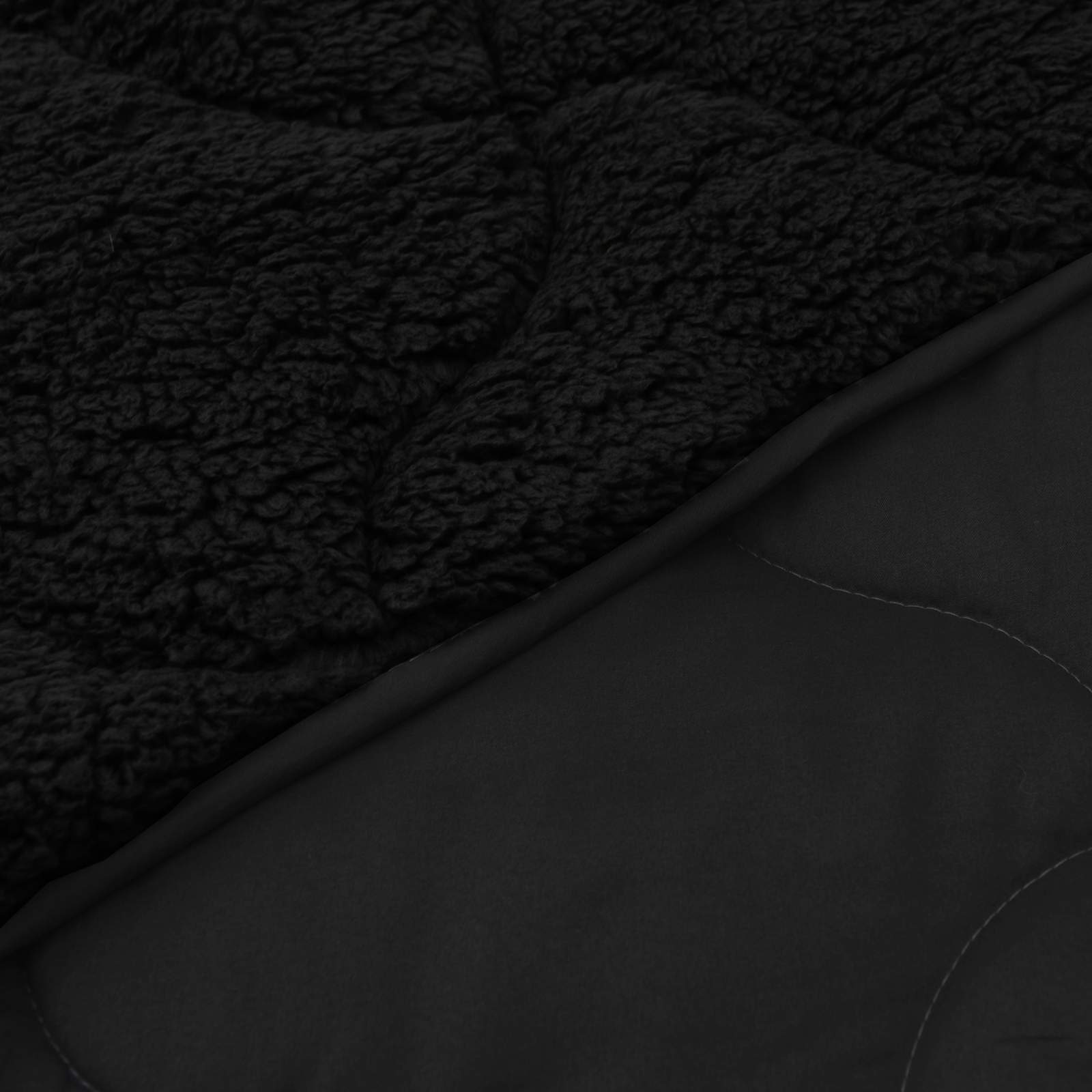 Winterbettdecke Gepolstert Schwarz 200 x 220 cm