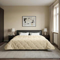 Winterbettdecke Creme 240 x 260 cm Mikrofaser und Teddy-Fleece